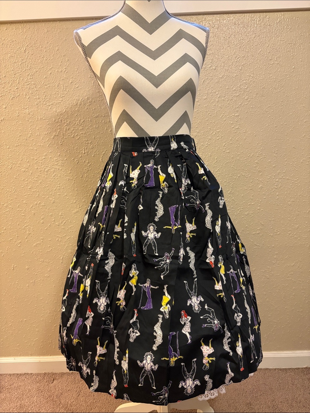 ModCloth Monster Mash Halloween Black Skirt Size 16 BNWT